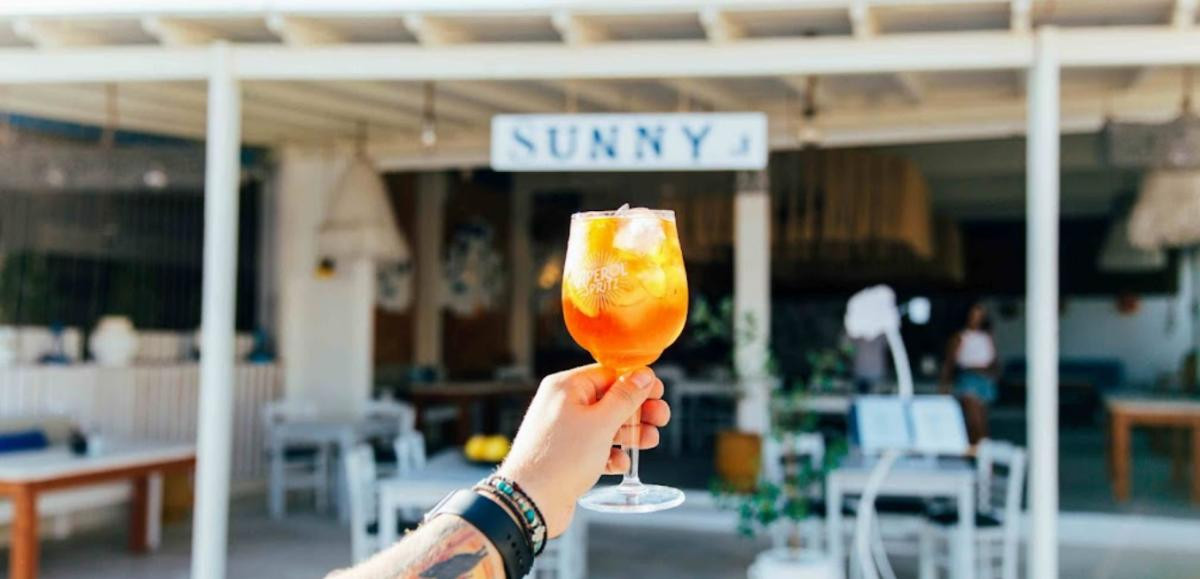 Sunny J Restaurant Santorini Perivolos Online Reservations E 